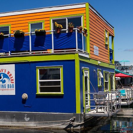 A Float Home B&B In Fisherman'S Wharf Victoria Bagian luar foto