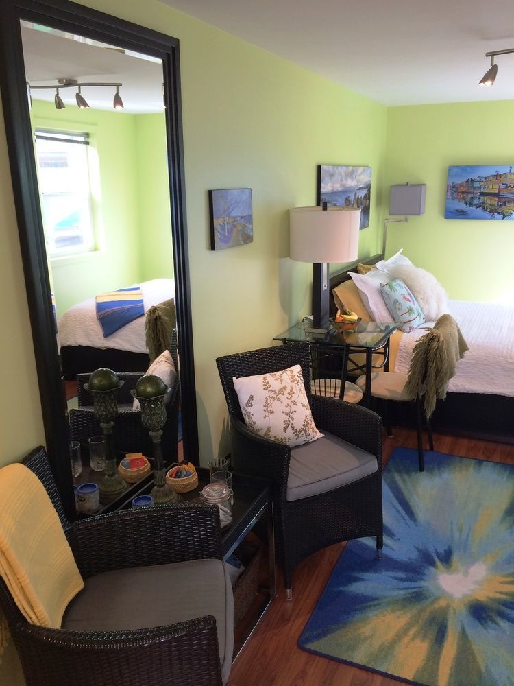 A Float Home B&B In Fisherman'S Wharf Victoria Bagian luar foto